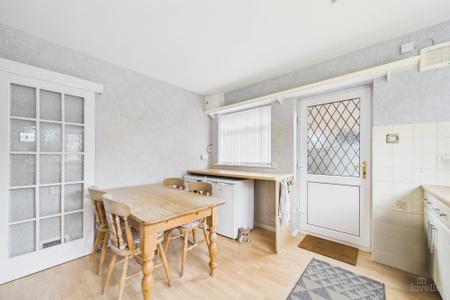 3 bedroom Bungalow for sale in Meadow Avenue, Ulceby, DN39