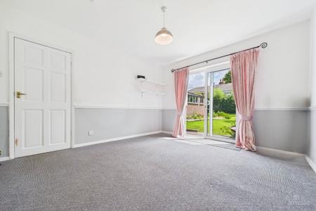 3 bedroom Bungalow for sale in Meadow Avenue, Ulceby, DN39