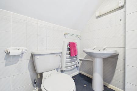 3 bedroom Bungalow for sale in Meadow Avenue, Ulceby, DN39