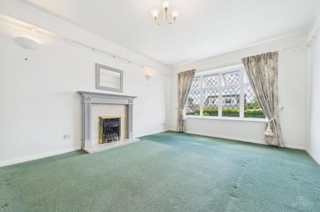 3 bedroom Bungalow for sale in Meadow Avenue, Ulceby, DN39