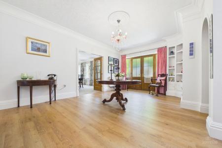 5 bedroom Detached house for sale in Middlegate Mews, Melton Ross, DN38