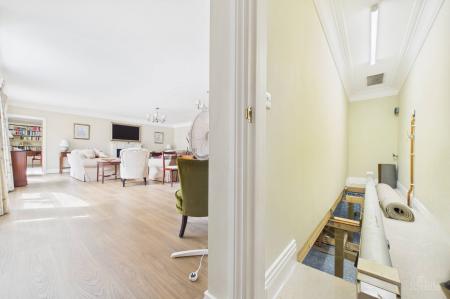 5 bedroom Detached house for sale in Middlegate Mews, Melton Ross, DN38