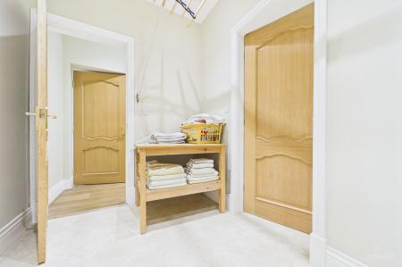5 bedroom Detached house for sale in Middlegate Mews, Melton Ross, DN38