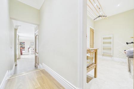 5 bedroom Detached house for sale in Middlegate Mews, Melton Ross, DN38