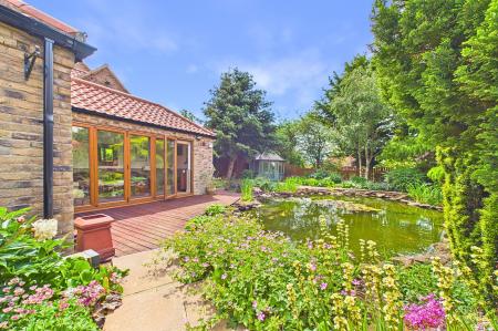 5 bedroom Detached house for sale in Middlegate Mews, Melton Ross, DN38