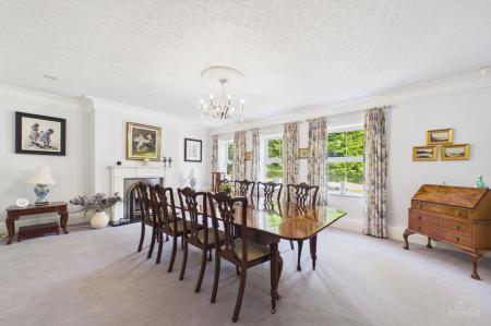5 bedroom Detached house for sale in Middlegate Mews, Melton Ross, DN38