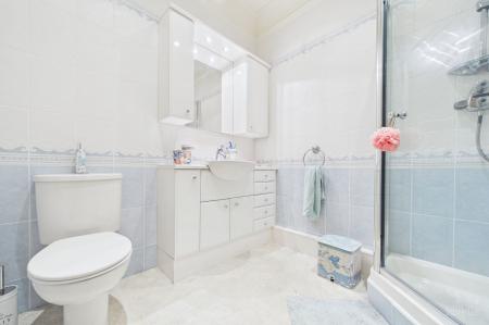 5 bedroom Detached house for sale in Middlegate Mews, Melton Ross, DN38