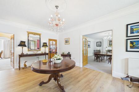 5 bedroom Detached house for sale in Middlegate Mews, Melton Ross, DN38