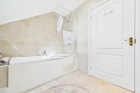 5 bedroom Detached house for sale in Middlegate Mews, Melton Ross, DN38