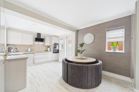 3 bedroom Detached bungalow for sale in Barton Street, Barrow-Upon-Humber, DN19
