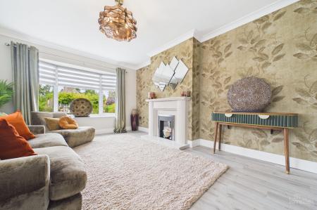 3 bedroom Detached bungalow for sale in Barton Street, Barrow-Upon-Humber, DN19