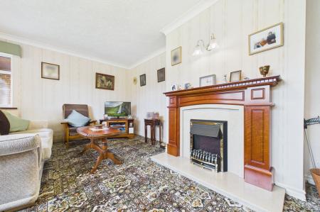 2 bedroom Detached bungalow for sale in Chapel Street, Goxhill, DN19