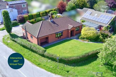2 bedroom Detached bungalow for sale in Chapel Street, Goxhill, DN19
