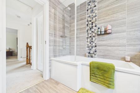 5 bedroom Detached house for sale in Abbey Rise, Barrow-Upon-Humber, DN19