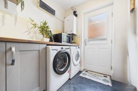 5 bedroom Detached house for sale in Abbey Rise, Barrow-Upon-Humber, DN19