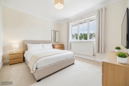 5 bedroom Detached house for sale in Abbey Rise, Barrow-Upon-Humber, DN19