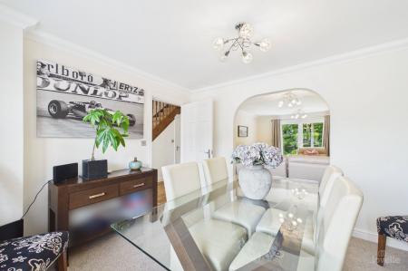 5 bedroom Detached house for sale in Abbey Rise, Barrow-Upon-Humber, DN19