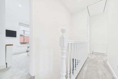 3 bedroom Terraced House for sale in West Acridge, Barton-Upon-Humber, DN18