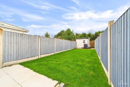 3 bedroom Terraced House for sale in West Acridge, Barton-Upon-Humber, DN18