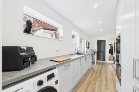 3 bedroom Terraced House for sale in West Acridge, Barton-Upon-Humber, DN18