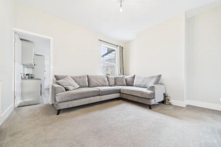 3 bedroom Terraced House for sale in West Acridge, Barton-Upon-Humber, DN18