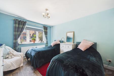 2 bedroom Detached bungalow for sale in Danson Close, Barton-Upon-Humber, DN18