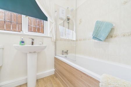 2 bedroom Detached bungalow for sale in Danson Close, Barton-Upon-Humber, DN18