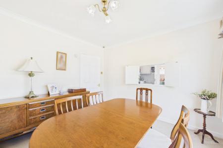 4 bedroom Detached house for sale in Ferriby Road, Barton-Upon-Humber, DN18