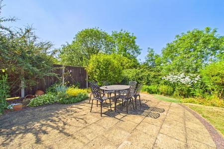 4 bedroom Detached house for sale in Ferriby Road, Barton-Upon-Humber, DN18