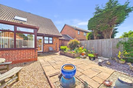 3 bedroom Semi-detached bungalow for sale in Princess Drive, Barton-Upon-Humber, DN18