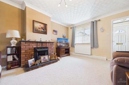 3 bedroom Semi-detached bungalow for sale in Princess Drive, Barton-Upon-Humber, DN18