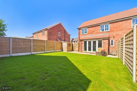 3 bedroom Semi-detached house for sale in Millfields Way, Barrow-Upon-Humber, DN19