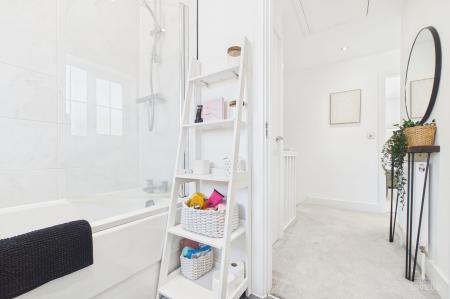 3 bedroom Semi-detached house for sale in Millfields Way, Barrow-Upon-Humber, DN19