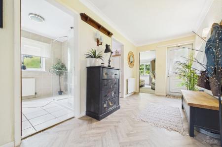 3 bedroom Detached bungalow for sale in Church Side, Goxhill, DN19