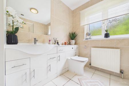3 bedroom Detached bungalow for sale in Church Side, Goxhill, DN19