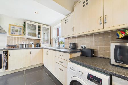 2 bedroom Detached bungalow for sale in Soff Lane, Goxhill, DN19