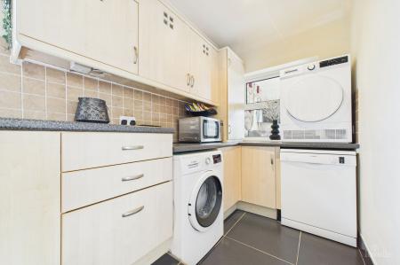 2 bedroom Detached bungalow for sale in Soff Lane, Goxhill, DN19