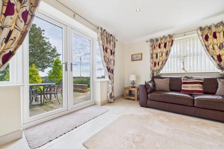 2 bedroom Detached bungalow for sale in Soff Lane, Goxhill, DN19