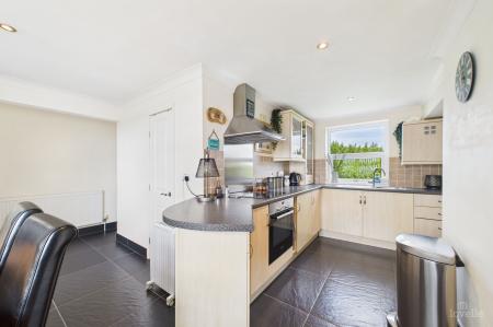 2 bedroom Detached bungalow for sale in Soff Lane, Goxhill, DN19