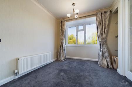 2 bedroom Park home for sale in Barton Broads Park, Maltkiln Road, DN18
