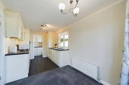 2 bedroom Park home for sale in Barton Broads Park, Maltkiln Road, DN18