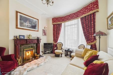 3 bedroom Terraced House for sale in Chapel Lane, Barton-Upon-Humber, DN18
