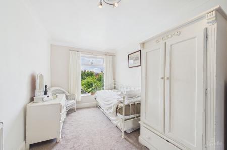 3 bedroom Terraced House for sale in Chapel Lane, Barton-Upon-Humber, DN18