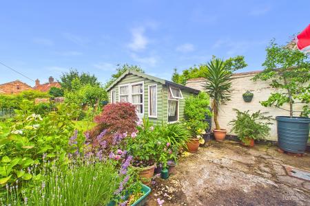 3 bedroom Terraced House for sale in Chapel Lane, Barton-Upon-Humber, DN18