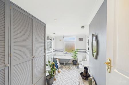3 bedroom Terraced House for sale in Chapel Lane, Barton-Upon-Humber, DN18