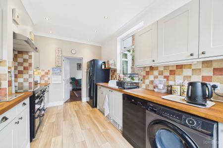 3 bedroom Terraced House for sale in Chapel Lane, Barton-Upon-Humber, DN18
