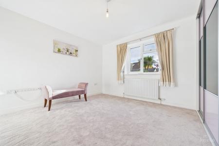 2 bedroom Detached bungalow for sale in Bramley Close, Barton-Upon-Humber, DN18