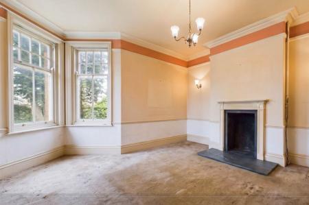 3 bedroom Semi-detached house for sale in Howe Lane, Goxhill, DN19