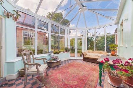 3 bedroom Semi-detached house for sale in Howe Lane, Goxhill, DN19