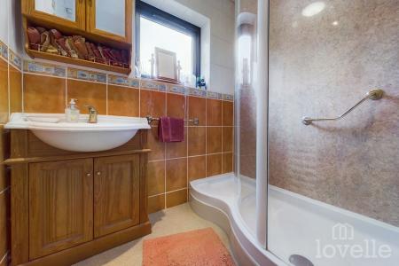 4 bedroom Detached house for sale in Main Street, Horkstow, DN18